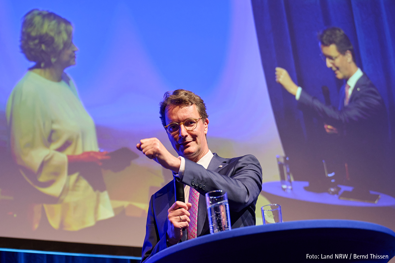 NRW-Ministerpräsident Hendrik Wüst sprach beim Unternehmertag OWL 2023 über die Herausforderungen der Wirtschaft