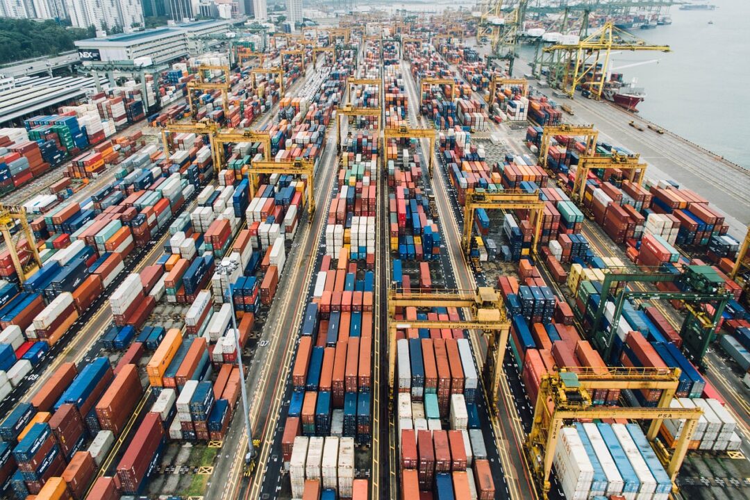 Die Anwendung der EXW-Regel entbindet einen Exporteur/Verkäufer nicht von der Verpflichtung, die EU-Sanktionen einzuhalten.